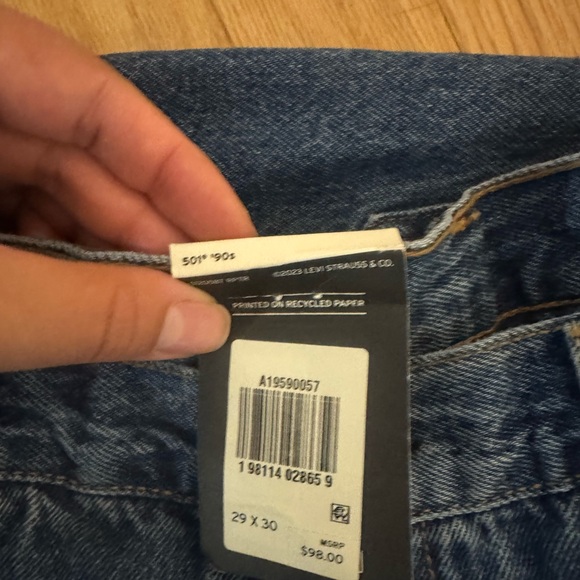 Levi's Women's Straight Leg Blue Jeans - Picture 5 of 5